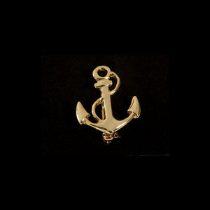 Vergoldete Anstecknadel. Motive: Anker | Steuerrad. Höhe: 26mm